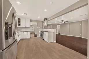 5511 Lymbar Dr, Houston, TX 77096 - Photo 8