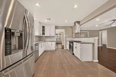 5511 Lymbar Drive, Houston, TX 77096 - Photo 6