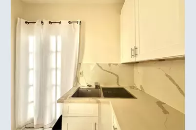 1427 Church Street #2, Galveston, TX 77550 - Photo 10