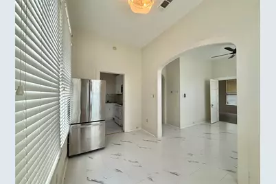 1427 Church Street #2, Galveston, TX 77550 - Photo 6