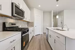 22713 Kaelynn St, New Caney, TX 77357 - Photo 10