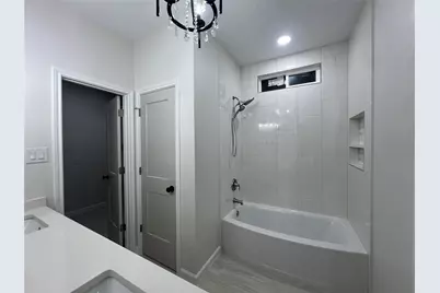 817 Center Street, Richmond, TX 77469 - Photo 10