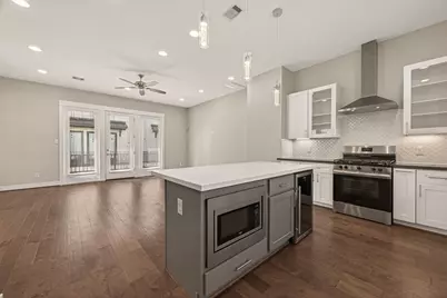 2010 Saint Charles Street, Houston, TX 77003 - Photo 16