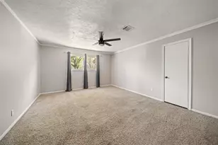 1223 Greenbriar Dr, Huntsville, TX 77340 - Photo 24