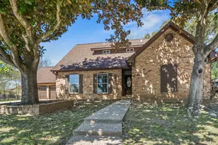 1223 Greenbriar Dr, Huntsville, TX 77340 - Photo 26
