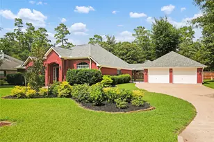 507 Stephen F Austin Dr, Conroe, TX 77302 - Photo 2