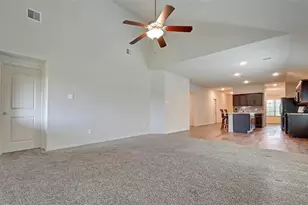 1415 Rodeo Cattle Ln, Houston, TX 77049 - Photo 12