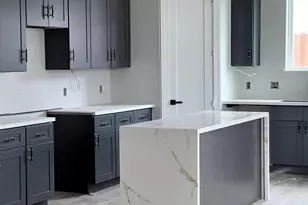 6407 Sidney St, Houston, TX 77021 - Photo 2