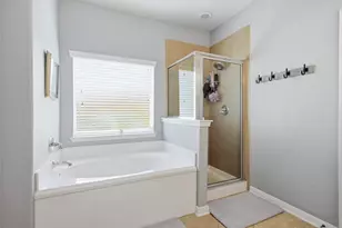 929 Bay Sky Way, Seabrook, TX 77586 - Photo 18