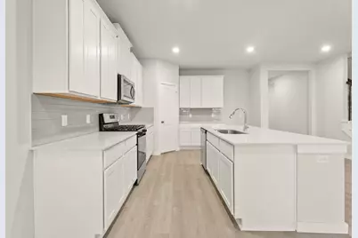 668 Woodhaven Lakes Drive, La Marque, TX 77568 - Photo 8