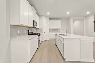 668 Woodhaven Lks Dr, La Marque, TX 77568 - Photo 8