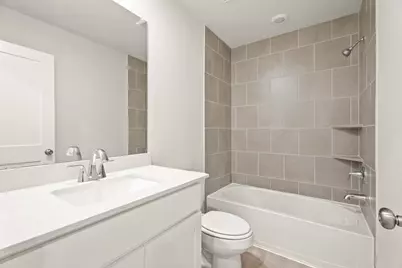 668 Woodhaven Lakes Drive, La Marque, TX 77568 - Photo 24