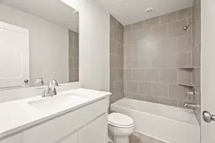 668 Woodhaven Lks Dr, La Marque, TX 77568 - Photo 24