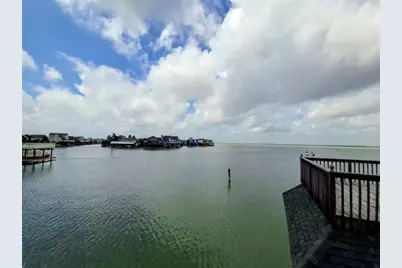 1122 Makatea Street, Tiki Island, TX 77554 - Photo 38
