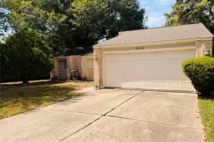 24115 Spring Gum Dr, Spring, TX 77373 - Photo 2