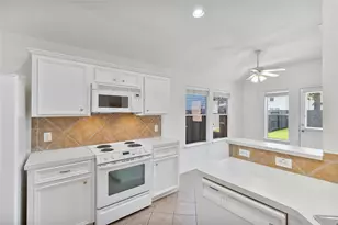 17919 Magenta Springs Dr, Humble, TX 77346 - Photo 14