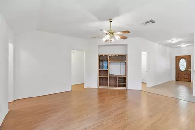 17919 Magenta Springs Drive, Humble, TX 77346 - Photo 6