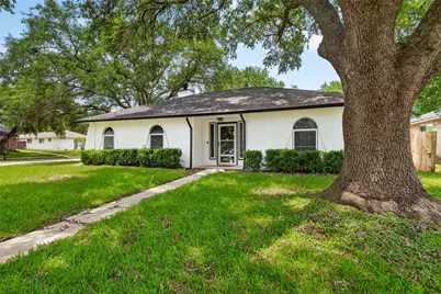16303 Townes Road, Friendswood, TX 77546 - Photo 4