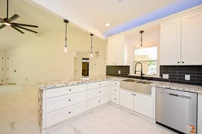 7423 Maczali Drive, Houston, TX 77489 - Photo 10