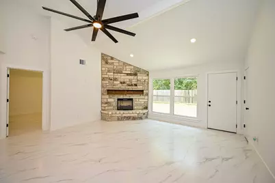 7423 Maczali Drive, Houston, TX 77489 - Photo 6