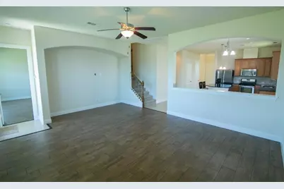 1327 Graham Trace Lane, League City, TX 77573 - Photo 12