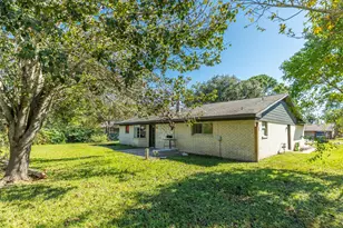 114 Singleton St, Jones Creek, TX 77541 - Photo 22