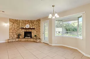 114 Singleton St, Jones Creek, TX 77541 - Photo 8