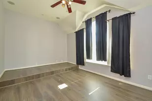 6726 Oakman, Sugar Land, TX 77479 - Photo 10