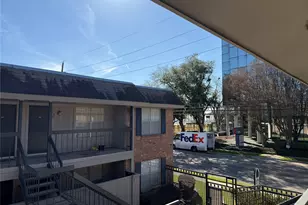 1223 Augusta Dr, Houston, TX 77057 - Photo 4