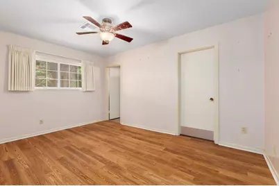536 Wallisville Road, Liberty, TX 77575 - Photo 22