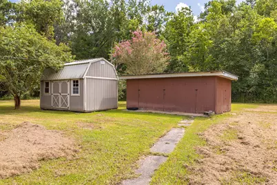 536 Wallisville Road, Liberty, TX 77575 - Photo 38