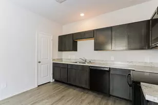 21522 Kimro Ln, Houston, TX 77073 - Photo 2
