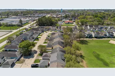 9606 Farrell Drive, Houston, TX 77070 - Photo 36