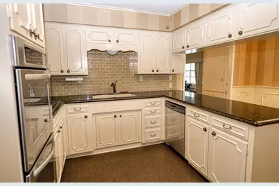 301 Cedar Circle, Brenham, TX 77833 - Photo 14