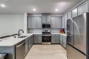 8033 Scanlan Trl, Missouri City, TX 77459 - Photo 8