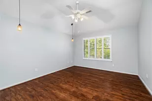 81 N Apple Springs Cir, The Woodlands, TX 77382 - Photo 24