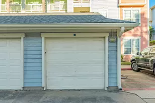 7000 Seawall Blvd, Galveston, TX 77551 - Photo 20