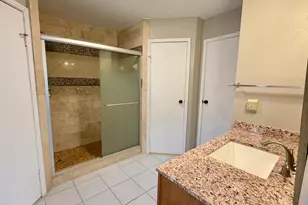 13715 Flagstone Dr, Houston, TX 77041 - Photo 12
