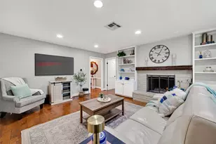 14003 Britoak Ln, Houston, TX 77079 - Photo 16