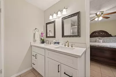 635 Coolwood Drive, Houston, TX 77013 - Photo 26