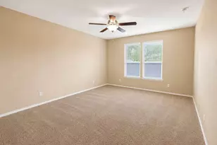 4000 King's Canyon Dr, Taylor, TX 76574 - Photo 6