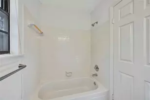 1434 Chestnut Springs Ln, Houston, TX 77062 - Photo 30