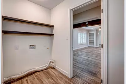 4026 Drummond Street, Houston, TX 77025 - Photo 14