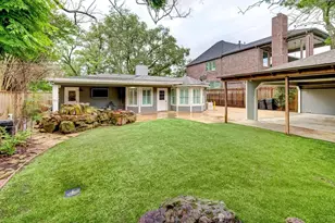 4026 Drummond St, Houston, TX 77025 - Photo 8