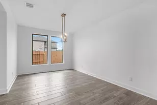 2818 Nova Bch Dr, Texas City, TX 77568 - Photo 10