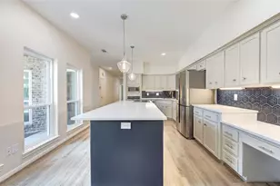 14207 Stokesmount Dr, Houston, TX 77077 - Photo 6