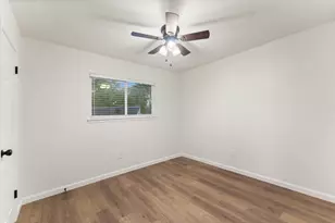 4 Dashwood Forest St, The Woodlands, TX 77381 - Photo 20