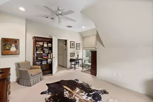 1235 Wynden Commons Ln, Houston, TX 77056 - Photo 34