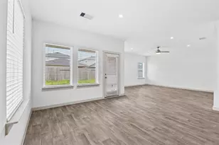 2905 Highgate Hill Ln, Houston, TX 77047 - Photo 12