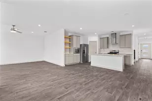 2905 Highgate Hill Ln, Houston, TX 77047 - Photo 2
